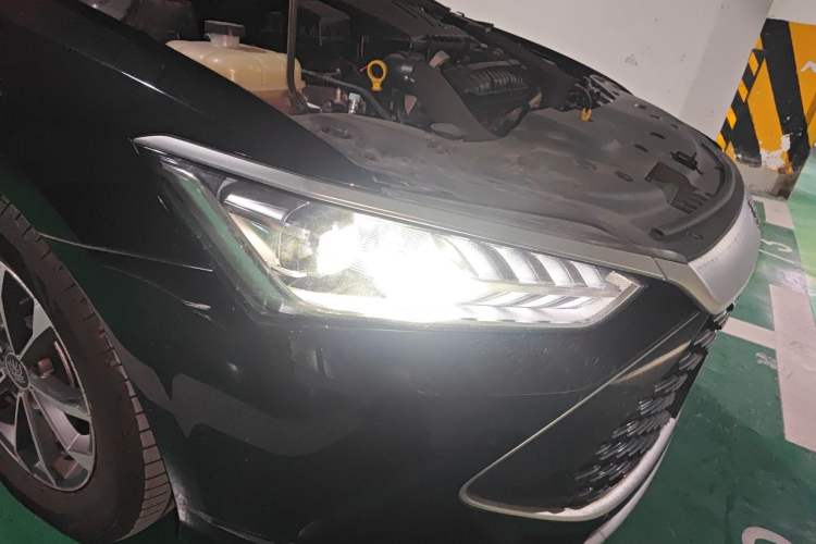 Used BYD Qin PLUS 2023 Champion Edition DM-i 55KM Leading Model Right Front Headlight