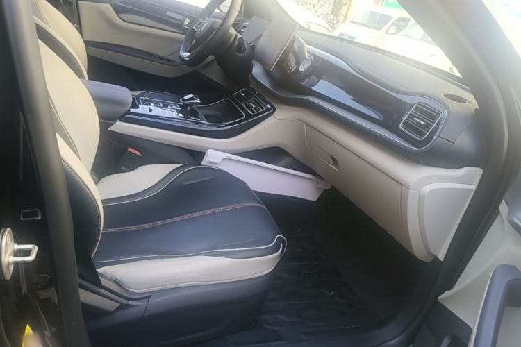 Used BYD Qin PLUS 2023 Champion Edition DM-i 55KM Superior Model Right Front Seat