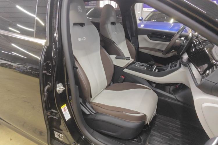 Used BYD Qin PLUS 2023 Champion Edition DM-i 55KM Leading Model Right Front Seat