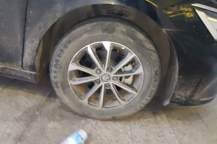 Used BYD Qin PLUS 2023 Champion Edition DM-i 55KM Leading Model Right Front Wheel Hub