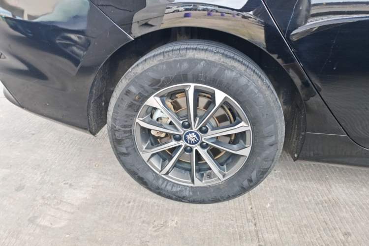 Used BYD Qin PLUS 2023 Champion Edition DM-i 55KM Leading Model Right Rear Wheel Hub