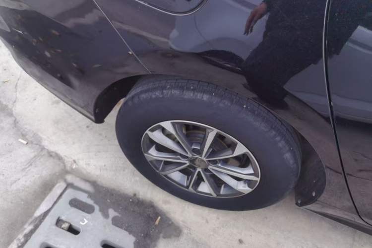 Used BYD Qin PLUS 2023 Champion Edition DM-i 55KM Leading Model Right Rear Wheel Hub