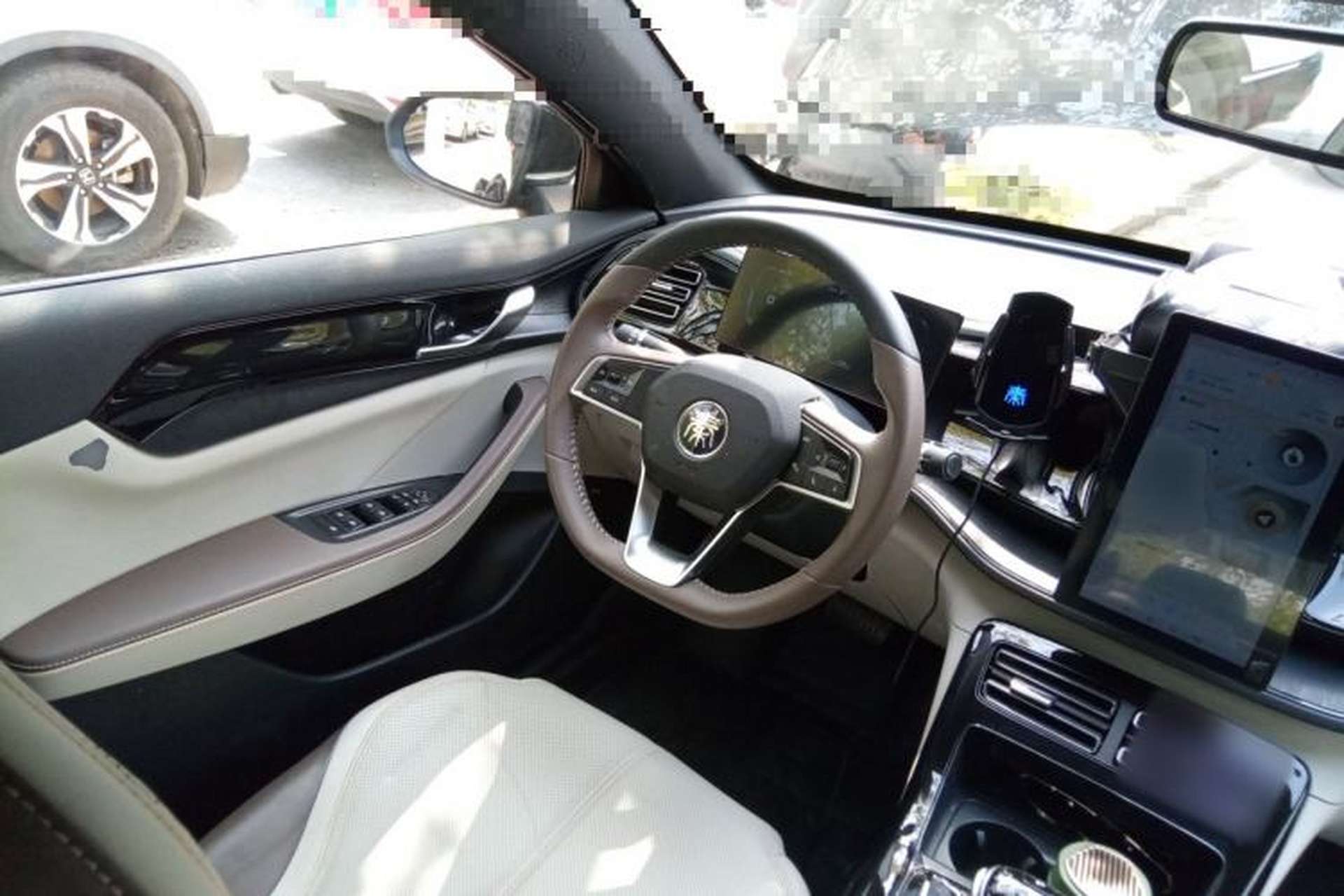 Used BYD Qin PLUS 2023 Champion Edition DM-i 55KM Leading Model Steering Wheel