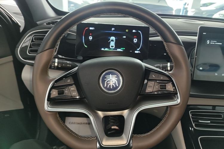 Used BYD Qin PLUS 2023 Champion Edition EV 510KM Leading Model Steering Wheel