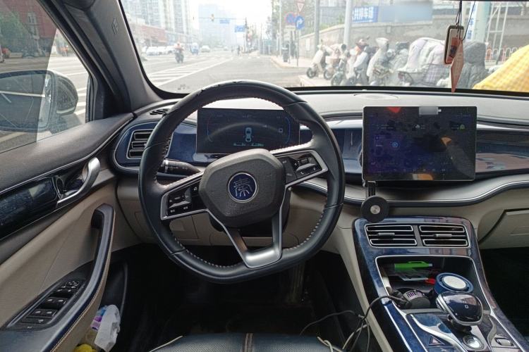 Used BYD Qin PLUS 2023 Champion Edition DM-i 120KM Leading Model Steering Wheel