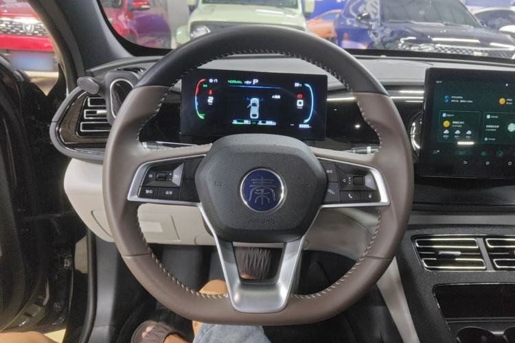 Used BYD Qin PLUS 2023 Champion Edition DM-i 55KM Leading Model Steering Wheel
