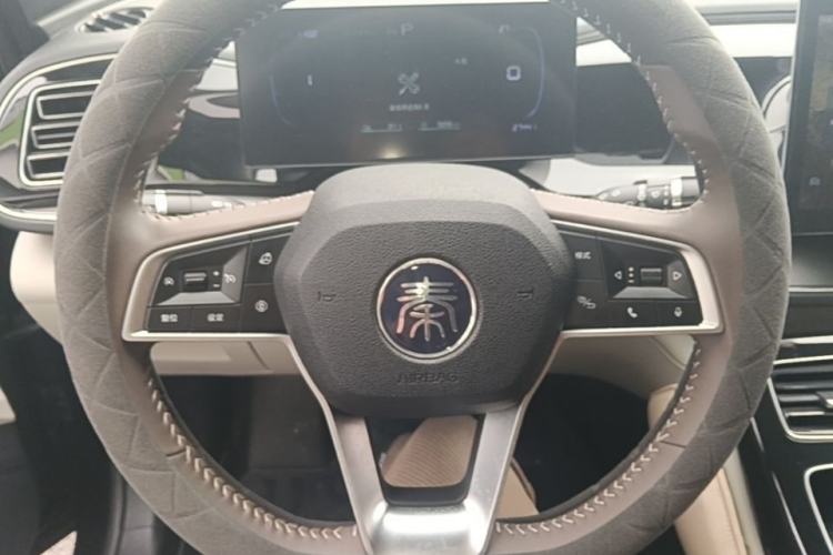 Used BYD Qin PLUS 2023 Champion Edition DM-i 55KM Superior Model Steering Wheel