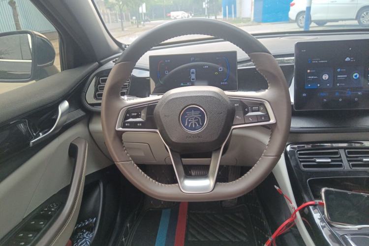 Used BYD Qin PLUS 2023 Champion Edition DM-i 55KM Leading Model Steering Wheel