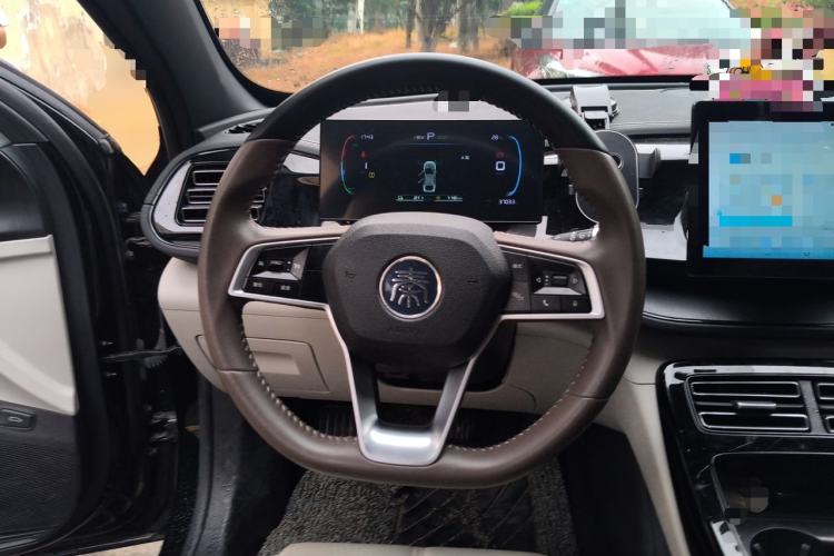 Used BYD Qin PLUS 2023 Champion Edition DM-i 55KM Leading Model Steering Wheel