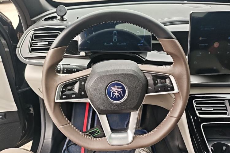 Used BYD Qin PLUS 2023 Champion Edition DM-i 120KM Beyond Model Steering Wheel