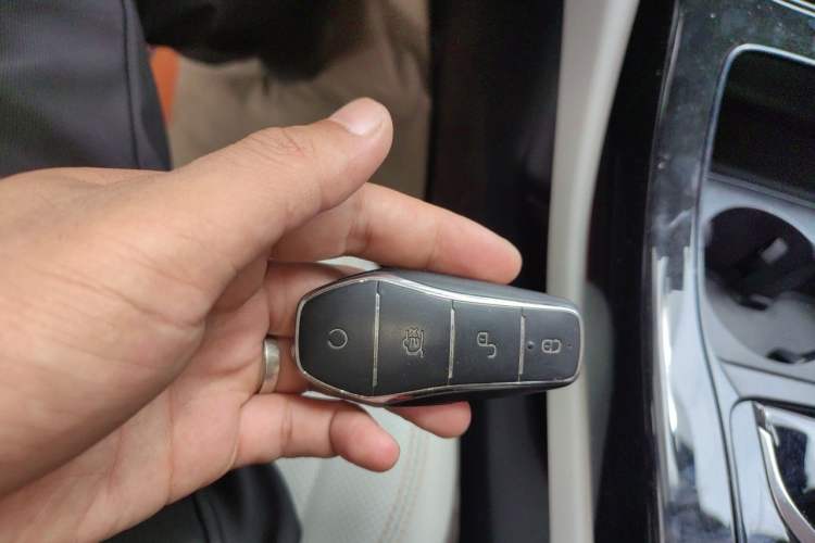 Used BYD Qin PLUS 2023 Champion Edition DM-i 55KM Leading Model Vehicle Key