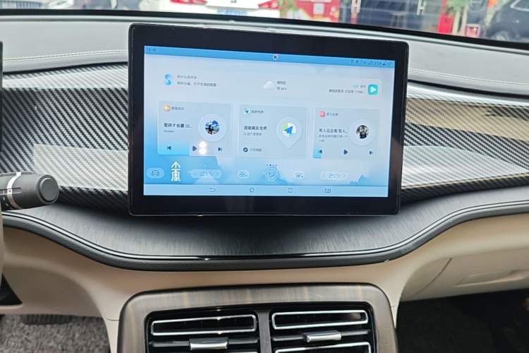 Used BYD Qin PLUS 2023 Champion Edition DM-i 55KM Leading Model Audio And AC Panel