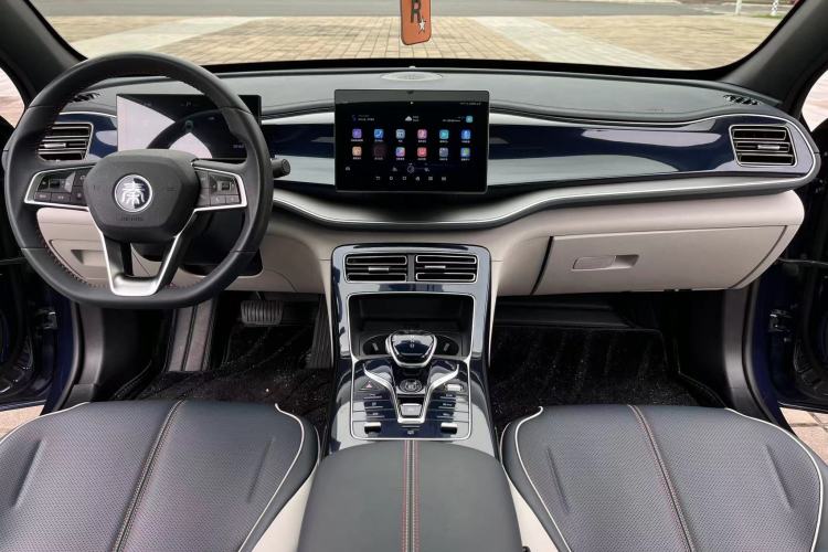 Used BYD Qin PLUS 2023 Champion Edition DM-i 55KM Superior Model Audio And AC Panel