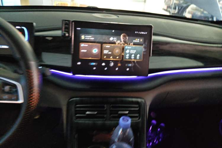 Used BYD Qin PLUS 2023 Champion Edition DM-i 55KM Leading Model Audio And AC Panel