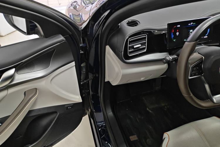 Used BYD Qin PLUS 2023 Champion Edition DM-i 120KM Beyond Model Driver Seat