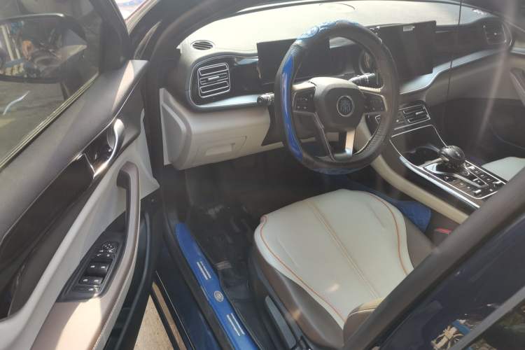 Used BYD Qin PLUS 2023 Champion Edition DM-i 120KM Leading Model Driver Seat