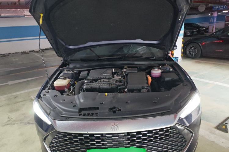 Used BYD Qin PLUS 2023 Champion Edition DM-i 120KM Leading Model Engine Bay