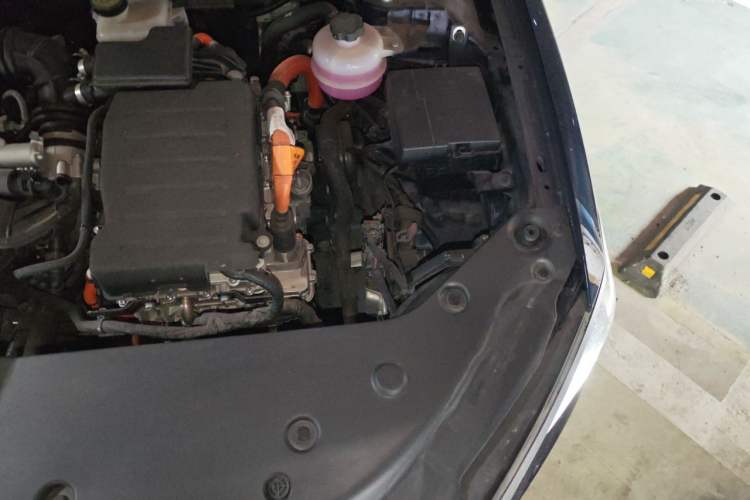 Used BYD Qin PLUS 2023 Champion Edition DM-i 120KM Leading Model Engine Bay Left
