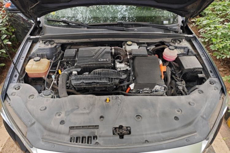 Used BYD Qin PLUS 2023 Champion Edition DM-i 55KM Leading Model Engine Bay