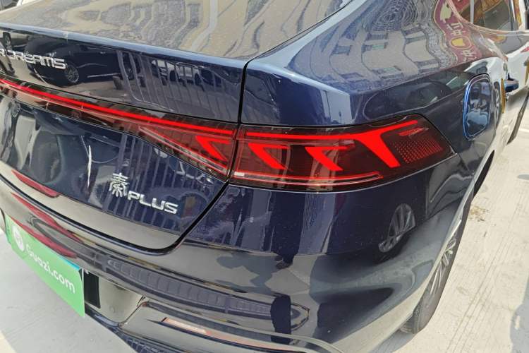 Used BYD Qin PLUS 2023 Champion Edition DM-i 55KM Leading Model Exterior 3
