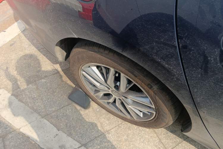 Used BYD Qin PLUS 2023 Champion Edition DM-i 55KM Leading Model Exterior 5