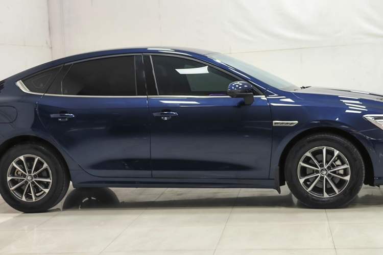 Used BYD Qin PLUS 2023 Champion Edition DM-i 55KM Leading Model Exterior 6
