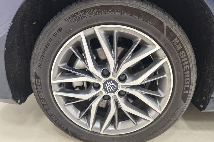 Used BYD Qin PLUS 2023 Champion Edition DM-i 120KM Leading Model Exterior 7