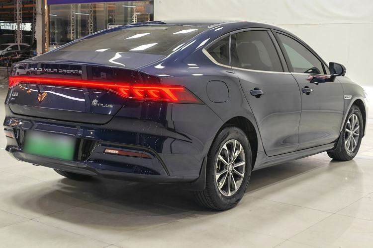 Used BYD Qin PLUS 2023 Champion Edition DM-i 55KM Leading Model Exterior 8