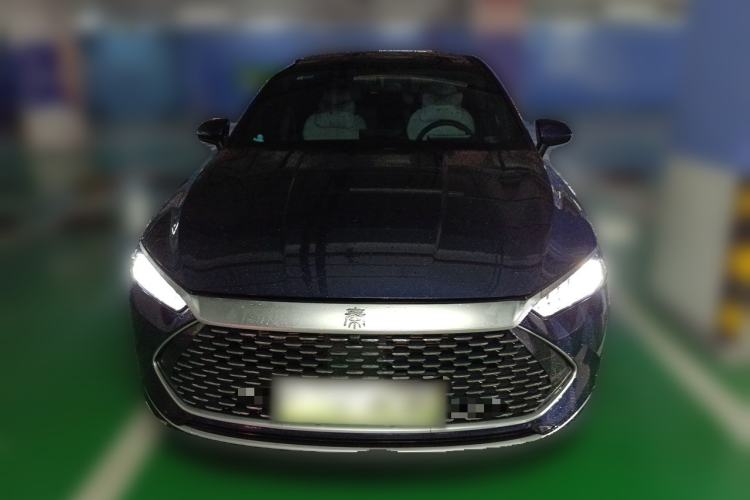 Used BYD Qin PLUS 2023 Champion Edition DM-i 55KM Leading Model Front
