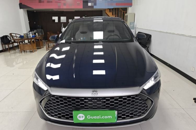 Used BYD Qin PLUS 2023 Champion Edition DM-i 120KM Beyond Model Front