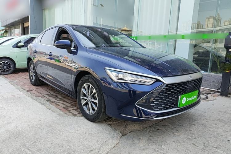 Used BYD Qin PLUS 2023 Champion Edition DM-i 55KM Leading Model Front Right 45 Deg