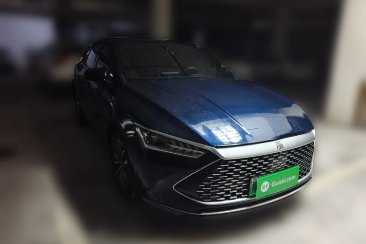 Used BYD Qin PLUS 2023 Champion Edition DM-i 55KM Leading Model Front Right 45 Deg