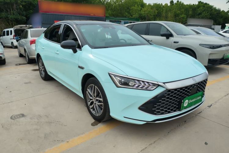 Used BYD Qin PLUS 2023 Champion Edition DM-i 120KM Excellence Model Front Right 45 Deg