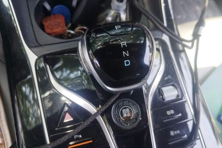 Used BYD Qin PLUS 2023 Champion Edition DM-i 120KM Leading Model Gear Lever