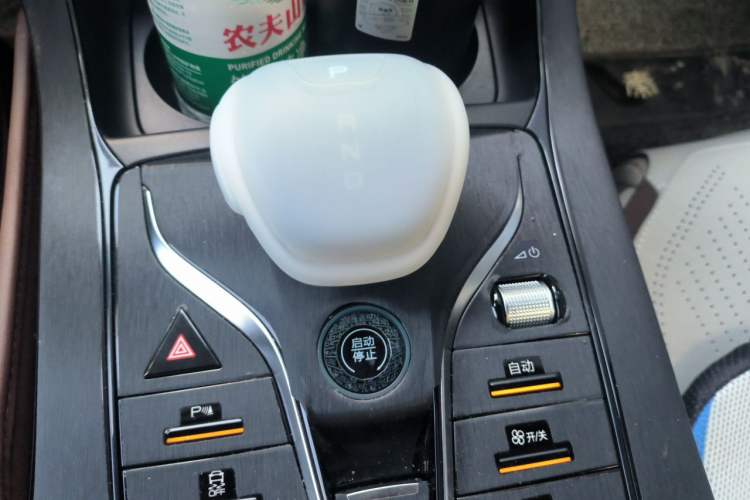 Used BYD Qin PLUS 2023 Champion Edition DM-i 55KM Leading Model Gear Lever
