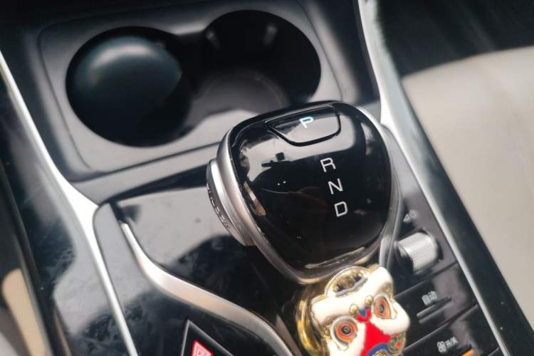Used BYD Qin PLUS 2023 Champion Edition DM-i 120KM Leading Model Gear Lever