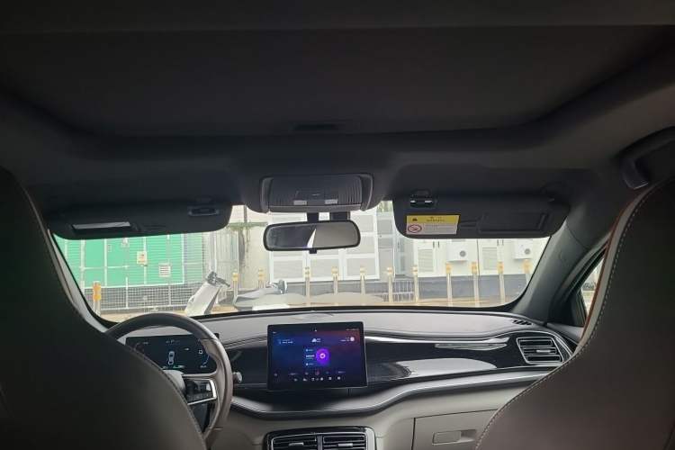 Used BYD Qin PLUS 2023 Champion Edition DM-i 55KM Superior Model Headliner