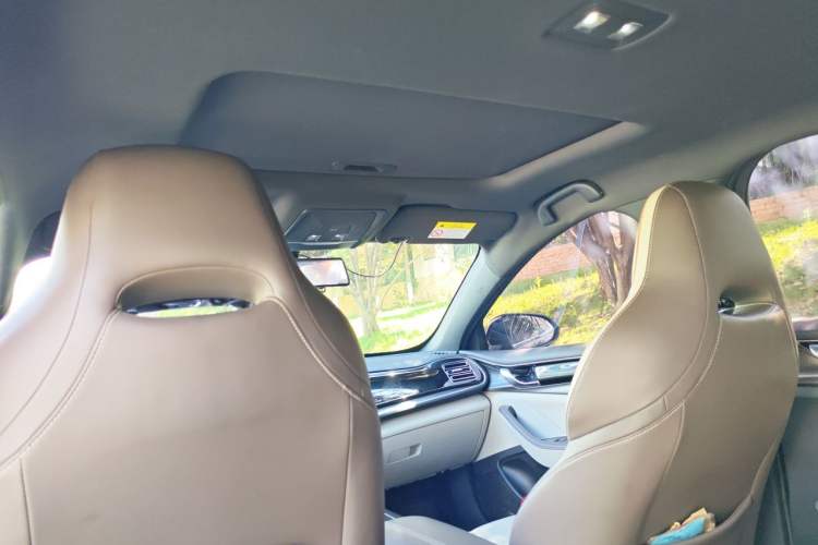 Used BYD Qin PLUS 2023 Champion Edition DM-i 120KM Leading Model Headliner