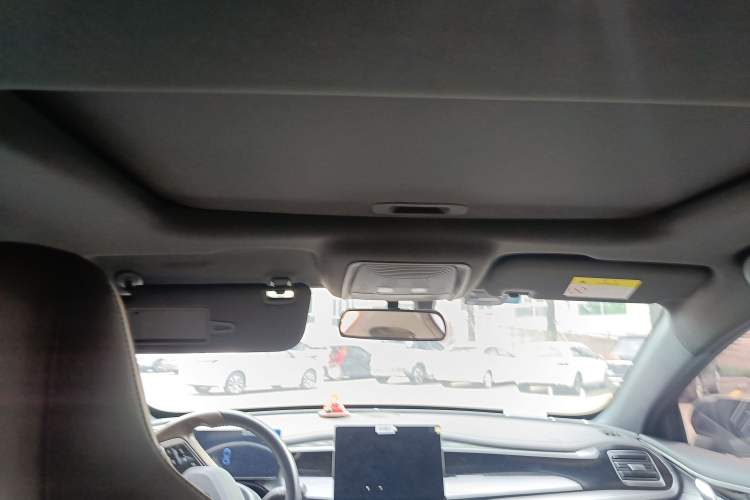 Used BYD Qin PLUS 2023 Champion Edition DM-i 120KM Leading Model Headliner