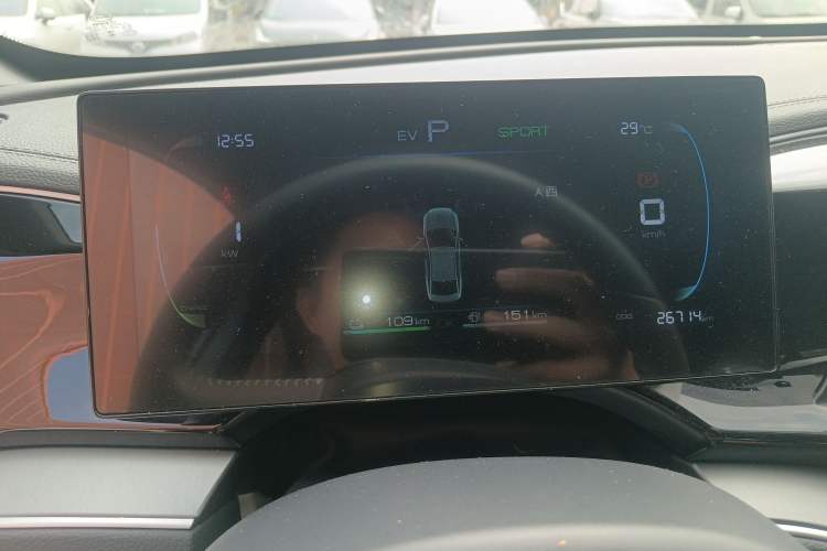 Used BYD Qin PLUS 2023 Champion Edition DM-i 55KM Leading Model Instrument Cluster