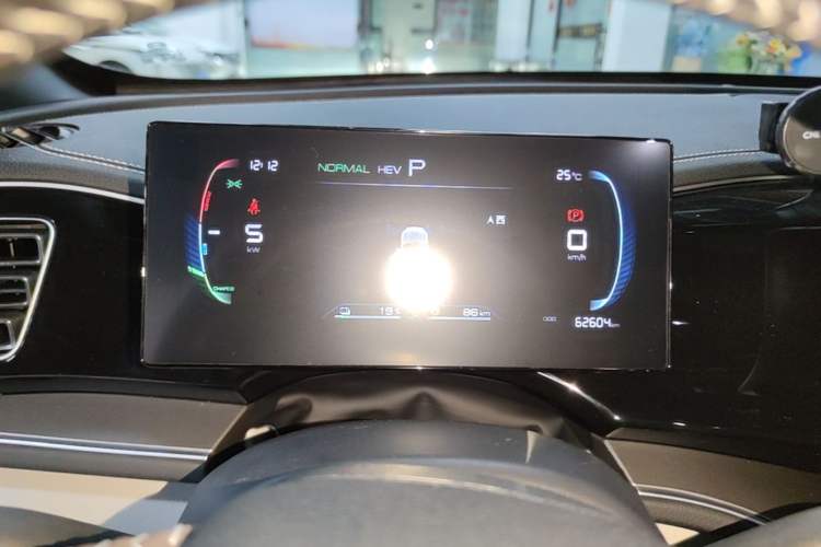 Used BYD Qin PLUS 2023 Champion Edition DM-i 55KM Superior Model Instrument Cluster