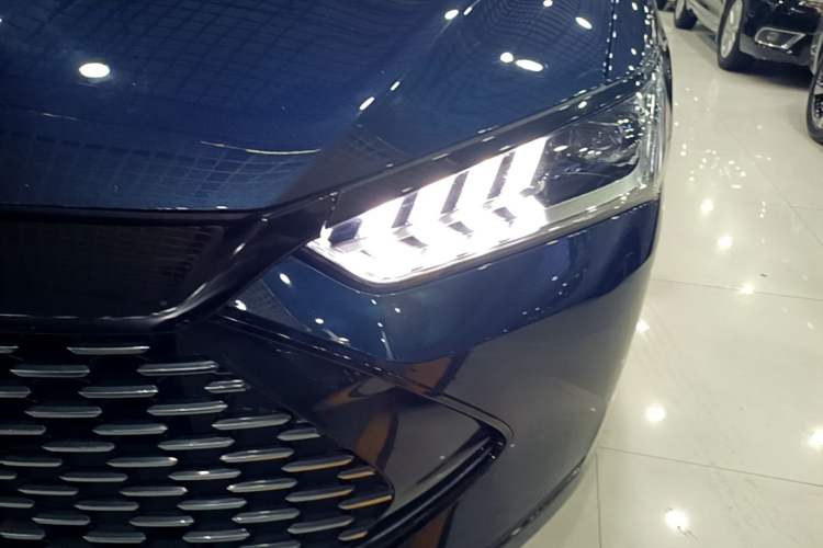 Used BYD Qin PLUS 2023 Champion Edition DM-i 55KM Leading Model Left Front Headlight