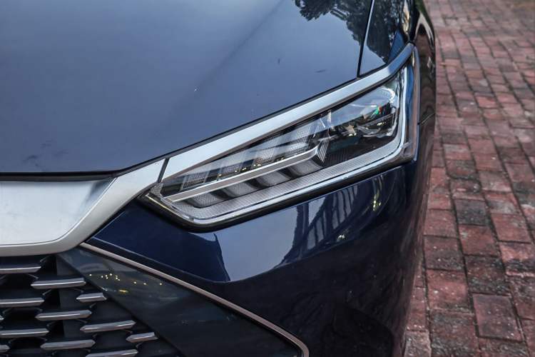 Used BYD Qin PLUS 2023 Champion Edition DM-i 55KM Leading Model Left Front Headlight