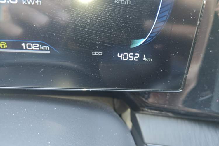 Used BYD Qin PLUS 2023 Champion Edition DM-i 55KM Leading Model Odometer Close Up