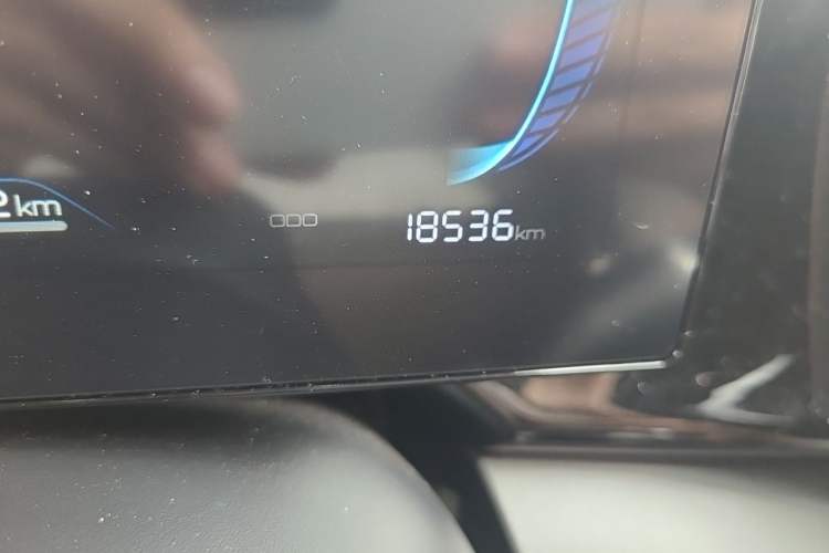 Used BYD Qin PLUS 2023 Champion Edition DM-i 55KM Superior Model Odometer Close Up