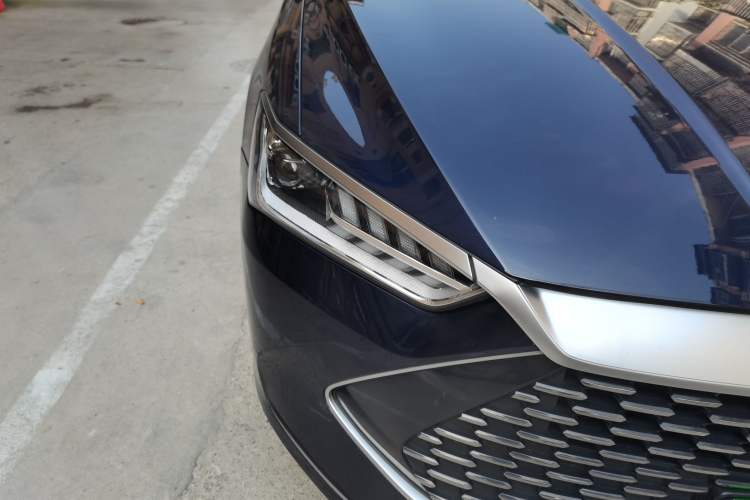 Used BYD Qin PLUS 2023 Champion Edition DM-i 120KM Leading Model Right Front Headlight
