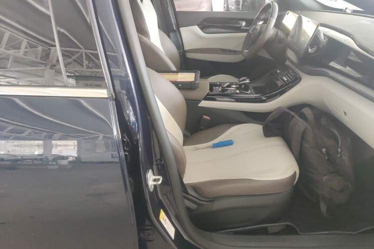 Used BYD Qin PLUS 2023 Champion Edition DM-i 55KM Leading Model Right Front Seat