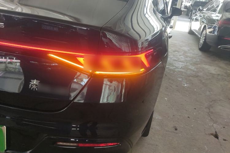 Used BYD Qin PLUS 2023 Champion Edition DM-i 55KM Leading Model Right Rear Taillight