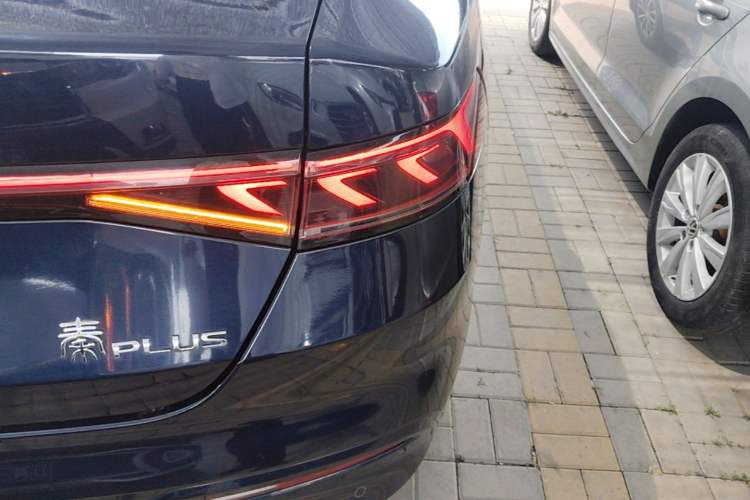 Used BYD Qin PLUS 2023 Champion Edition DM-i 55KM Leading Model Right Rear Taillight