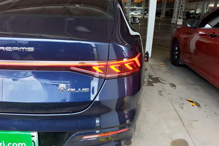 Used BYD Qin PLUS 2023 Champion Edition DM-i 120KM Leading Model Right Rear Taillight